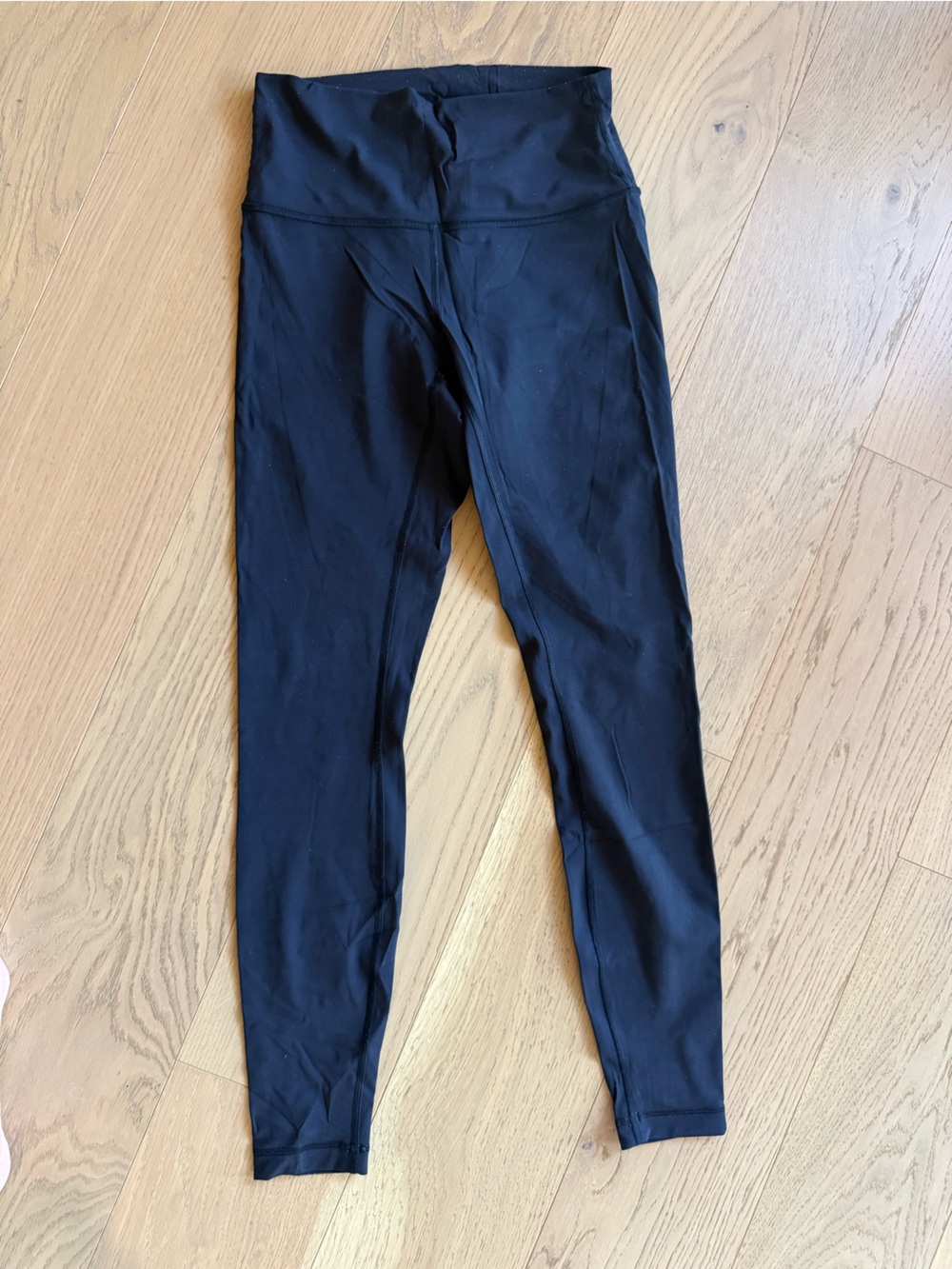Lululemon Black Leggings Size 6, 25” - spandex material